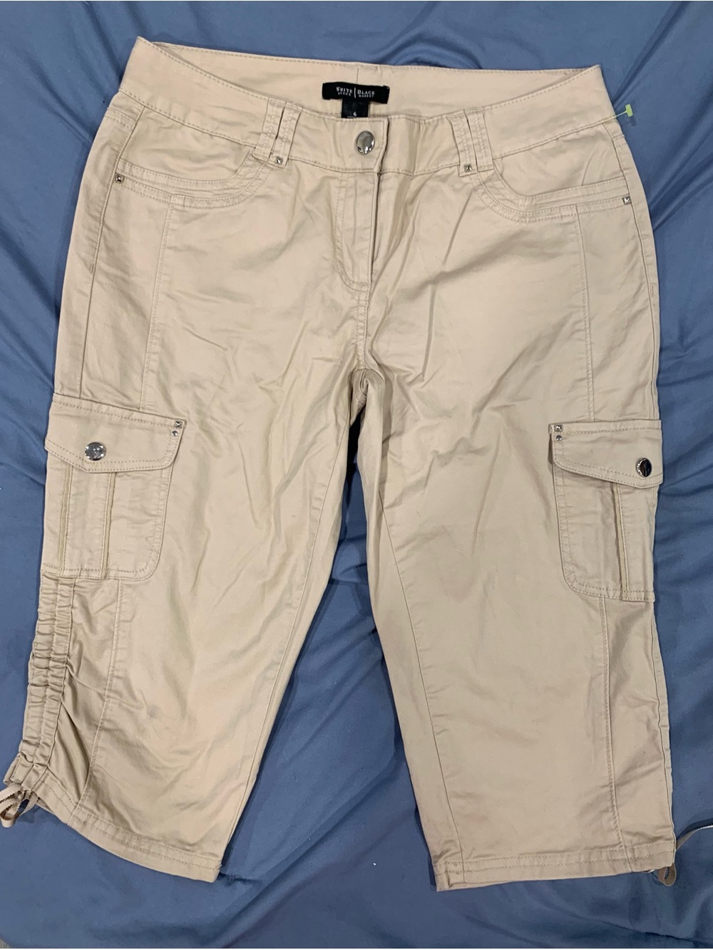 White House Black Market Khaki Capri Pants